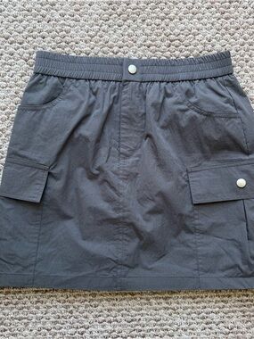 NWT Gray Cargo Skort